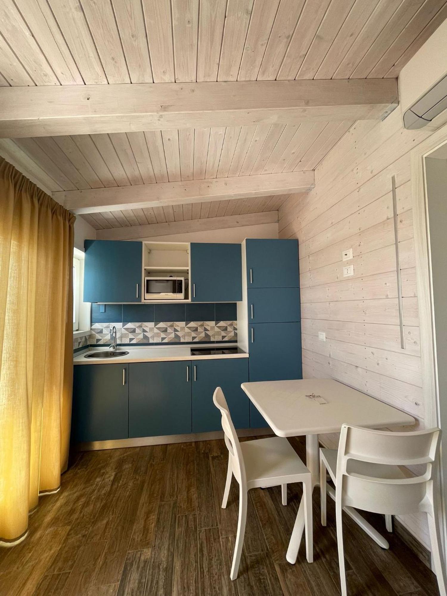 קאפו ואטיצ'אנו Marinella Beach Apartment מראה חיצוני תמונה