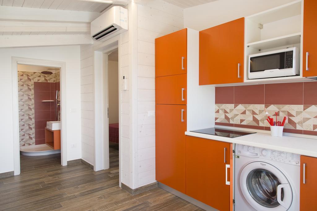 קאפו ואטיצ'אנו Marinella Beach Apartment מראה חיצוני תמונה