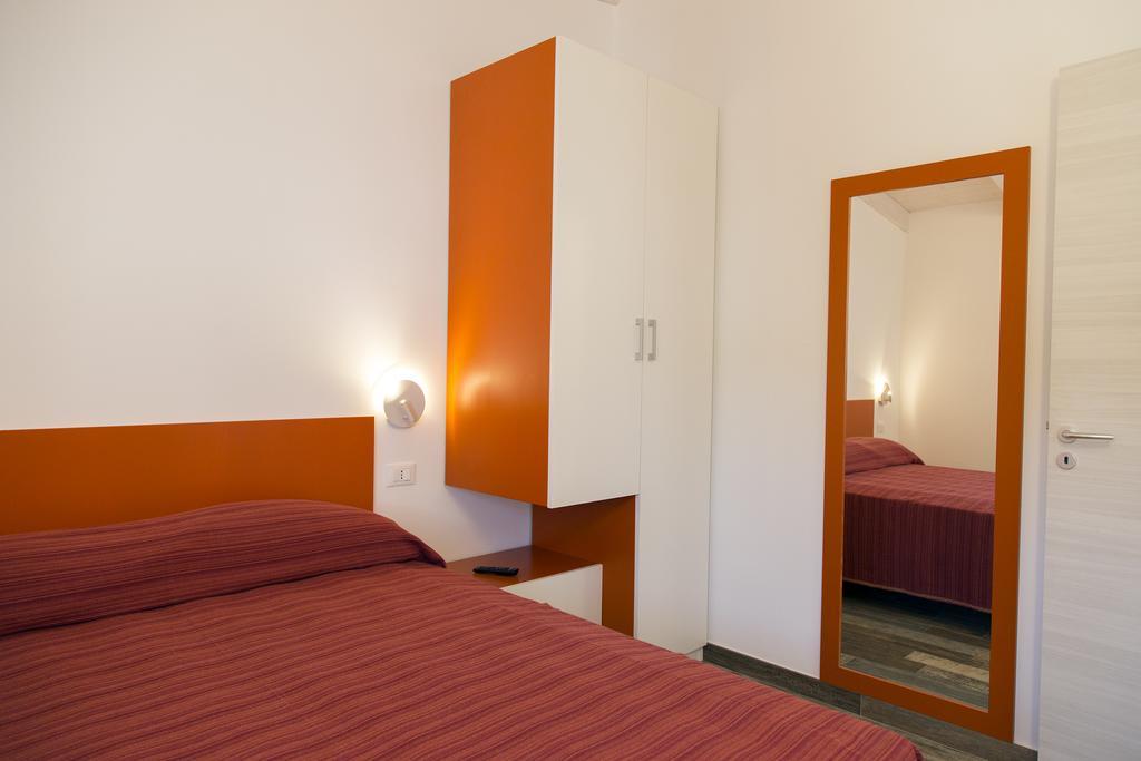 קאפו ואטיצ'אנו Marinella Beach Apartment מראה חיצוני תמונה
